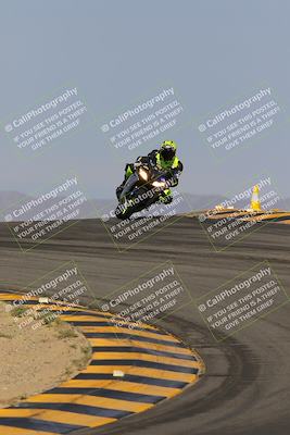 media/Sep-30-2023-SoCal Trackdays (Sat) [[636657bffb]]/Turns 9 and 10 (1010am)/